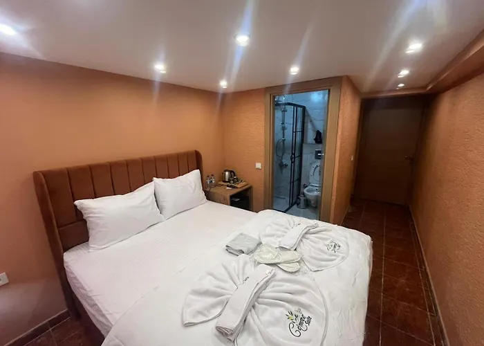 Cemre Homes